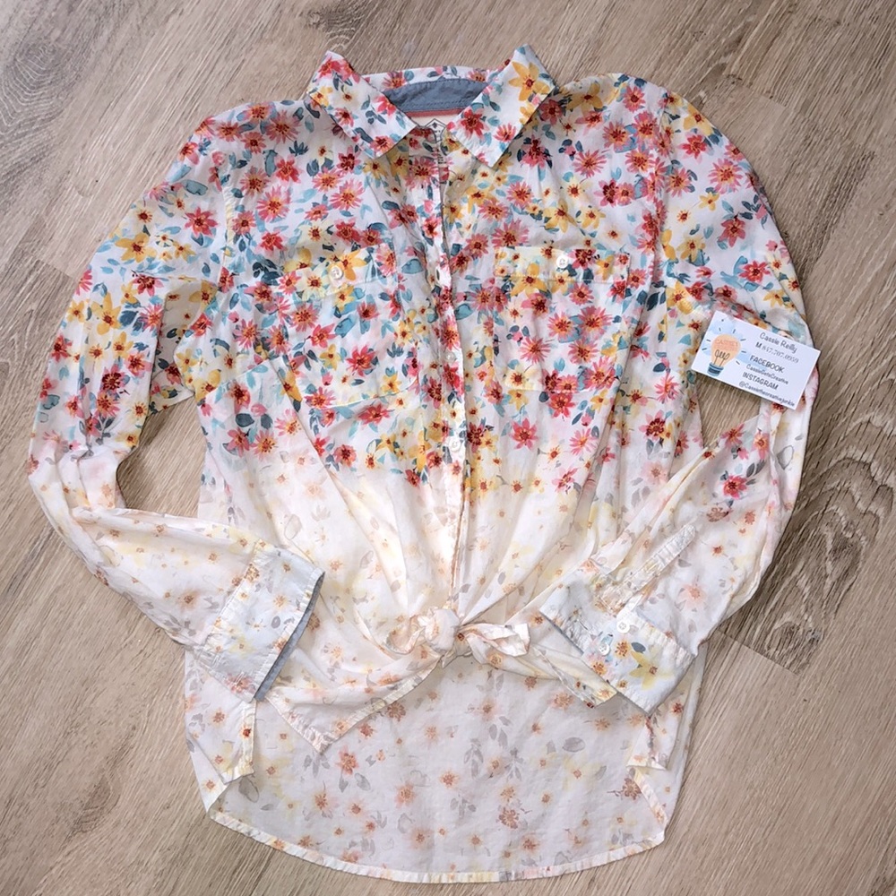 Custom bleached bicyclette backed floral shirt - Picture 4 of 4